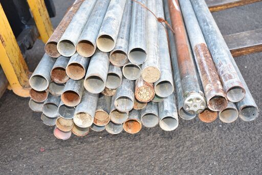 ヤ取終了7/16】≪zy540≫単管パイプ/鉄パイプ 径48mm 現状 