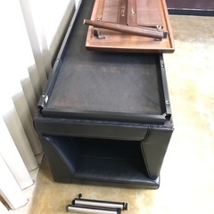 KOKUYO】数十年使用した 長椅子×２脚 ＋ 小机 の応接室 or 待合室セット【maruni