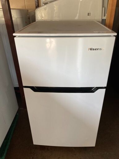 ☆中古￥10,500！【会員価格￥8,800】Hisense　93㍑2ドア冷蔵庫　家電　2017年製　HR-B95A型　幅48cmｘ奥行55cmｘ高さ86cm　【BG052】