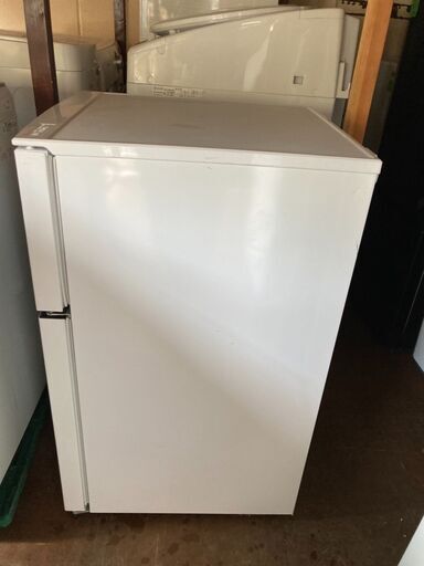 ☆中古￥15,300！【会員価格￥12,800】SHARP　137㍑2ドア冷蔵庫　家電　2017年製　幅48cmｘ奥行59cmｘ高さ113cm　SJ-C14C-W型　【BG053】
