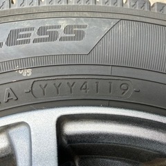 スタッドレスタイヤ4本セット　アルミホイール付き【決まりました】