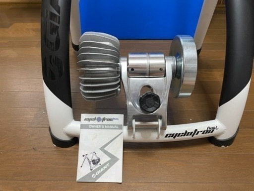 GIANTサイクルトレーナー