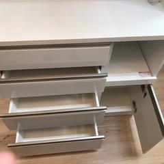 【大特価】ニトリ 三枚扉レンジボードを入荷しました！