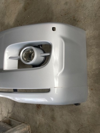 トヨタハイエース200系2型ワイド シルバー フロントバンパーの通販はau 