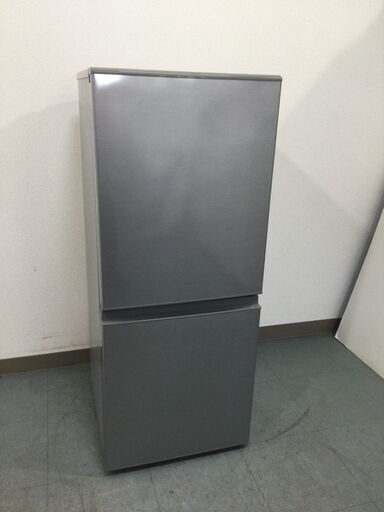 （7/20受渡済）JT4537【AQUA/アクア 2ドア冷蔵庫】美品 2018年製 AQR-13G-S 126L 家電 キッチン 冷蔵冷凍庫