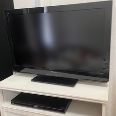 パナソニック32型テレビ＋パナソニックDVDレコーダー(美品)¥0