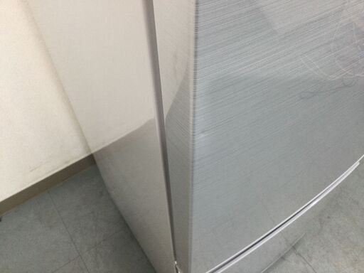 （8/16受渡済）JT4539【SHARP/シャープ 2ドア冷蔵庫】美品 2018年製 SJ-D17D-S 167L 家電 キッチン 冷蔵冷凍庫