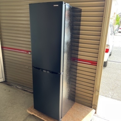 IRISOHYAMA アイリスオーヤマ　冷蔵庫　IRSE-16A-B  2020年　162L
