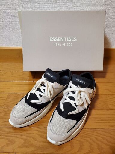 Fear of god エッセンシャル