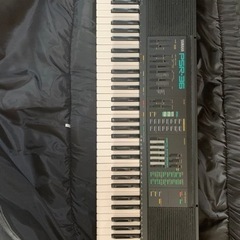 YAMAHA電子ピアノPSR-36