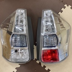 プリウス‪α‬テールランプ