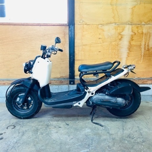 ■ズーマー■ホワイト■プチカスタム■ホンダ■千葉県流山市■配送可能 □ズーマー□ホワイト□プチカスタム□ホンダ□千葉県流山市□配送