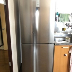 冷蔵庫　270L 2021年製