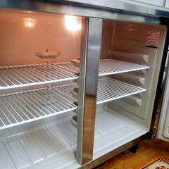 B キッチンカーに大人気！ 2015年製 ホシザキ 業務用 台下冷蔵庫 RT
