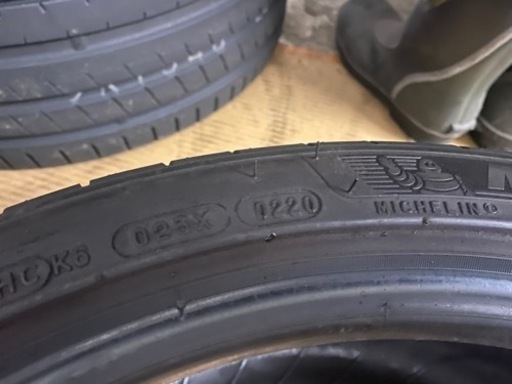 車のパーツ ミシュランPILOT SPORT4 255/35R1894Y 2本 2020年製 中古品
