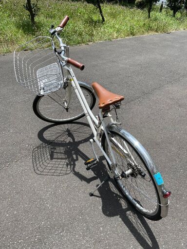 PEUGEOT プジョー自転車 中古 白 7段変速 革サドル・グリップ