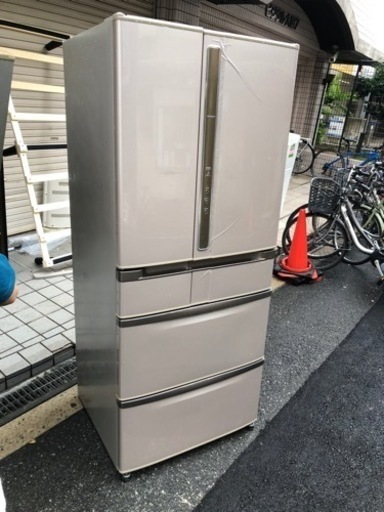 格安大型冷蔵庫　自動製氷機付き保証付き大阪市内配達設置無料