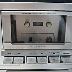 カセットデッキ　Pioneer CT-405