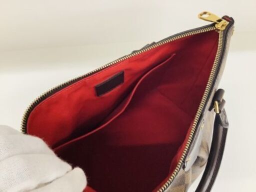 イオンモール常滑店】LOUIS VUITTONのショルダーバッグです イオンモール常滑店】LOUIS VUITTONのショルダーバッグです