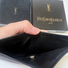 イヴ・サンローラン　二つ折り財布　メンズ　レディース