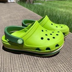 crocs 15.5cm クロックス サンダル