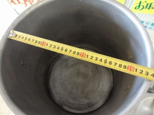 リサイクル品 業務用 アルミ寸胴鍋 33cm N-060 業務用アルミ寸胴鍋です。