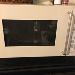 洗濯機、冷蔵庫、電子レンジセットになります。