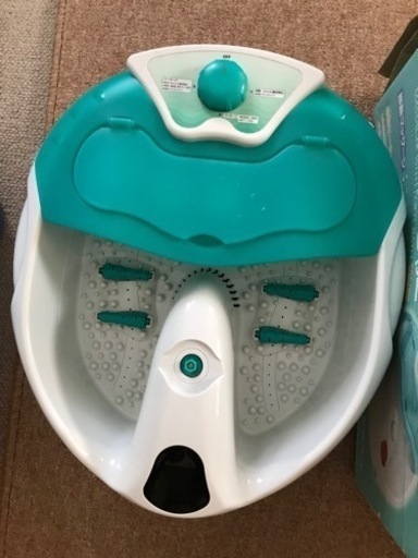 足湯　フットバス