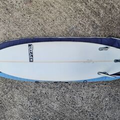 パイゼルサーフボード6.0フィン付‼️