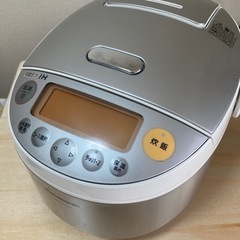 炊飯器5合炊き　Panasonic SR-PA10E9