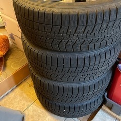 アルミホイールつきスタッドレス