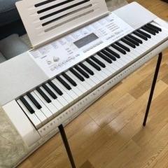 CASIO LK211電子ピアノ