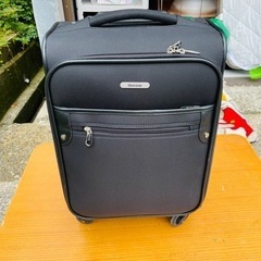 旅行カバン　スーツケース　T-GARAGE