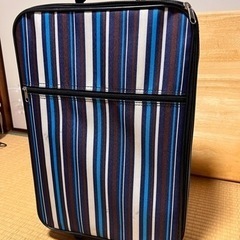 monoCOMME CAのスーツケース