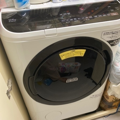 HITACHI ドラム式洗濯機　1年５ヶ月使用