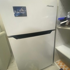 【受付終了】ハイセンス 小型 冷蔵庫 幅48.1cm 93L ホ...