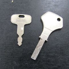 札幌市発 ご自宅まで発送可能 スロット実機 コナミアミューズメント/KONAMI スカイガールズ ゼロふたたび 6号機 AT機 コイン不要機 家庭用