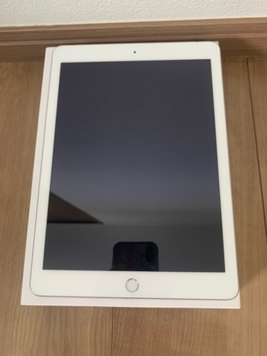 iPad 第5世代　Apple