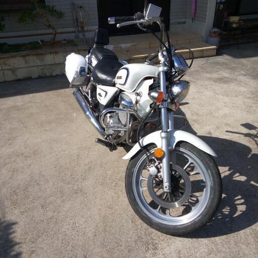 スズキ GZ125HS