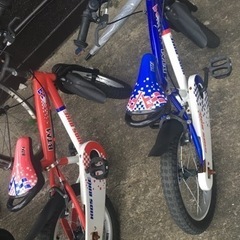 16インチ　自転車コマ無し　赤と青　2台