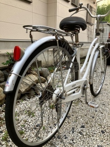 0FOF 357、ママチャリ27インチ(ホワイト) - sogorn.com.br