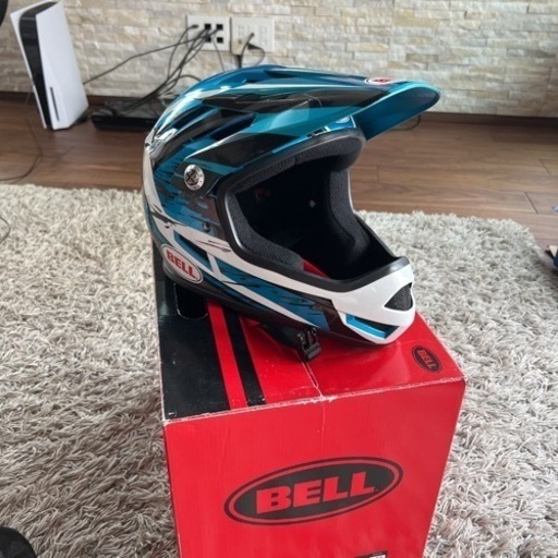 BELL サンクション　SMサイズ　BMXやモトクロスに！