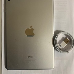 iPad mini4 +ケーブル　正常動作品