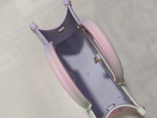 パステルグラデが可愛い☆【LOUIS VUITTON】オンザゴー PM 完売必至ルイヴィトン オンザゴー PM スーパーコピー