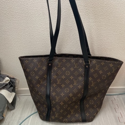 ルイヴィトン ショッピングバック中古
