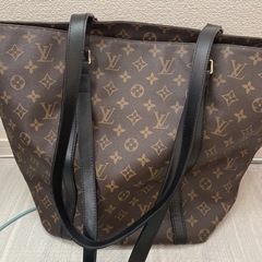 ルイヴィトン ショッピングバック中古