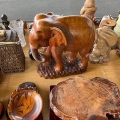 木彫り象の置物