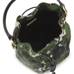 レア MIUMIU カモフラ バケツ 3WAY トップハンドル バッグ ブランド