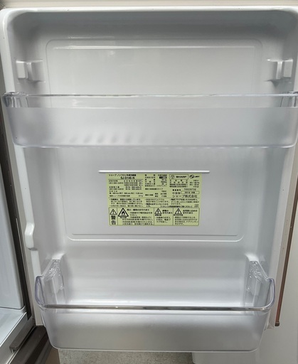 【RKGRE-938】特価！シャープ/137L 2ドア冷凍冷蔵庫/どっちもドア/SJ-D14E-N/中古品/2019年製/当社より近隣無料配達！