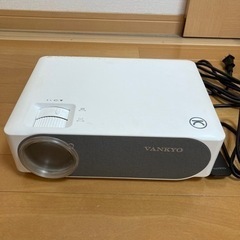 (値下)VANKYO V630 プロジェクター　中古